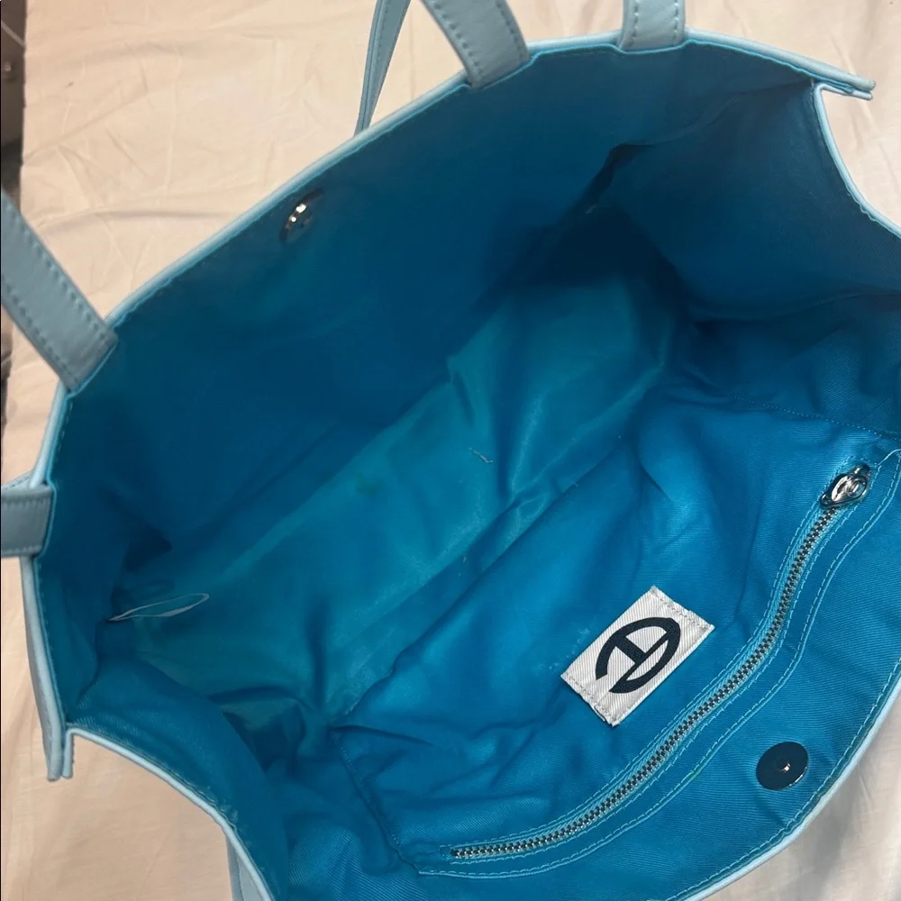 Telfar pool Blue medium Tote Bag - Picture 5 of 5